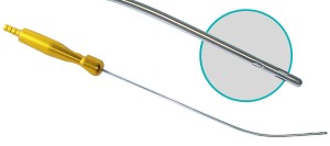 Cánula 4.0mm, 34cm, Curva en la punta 30º, mango integrado